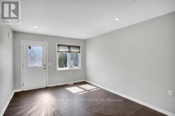 58 AVENUE STREET
