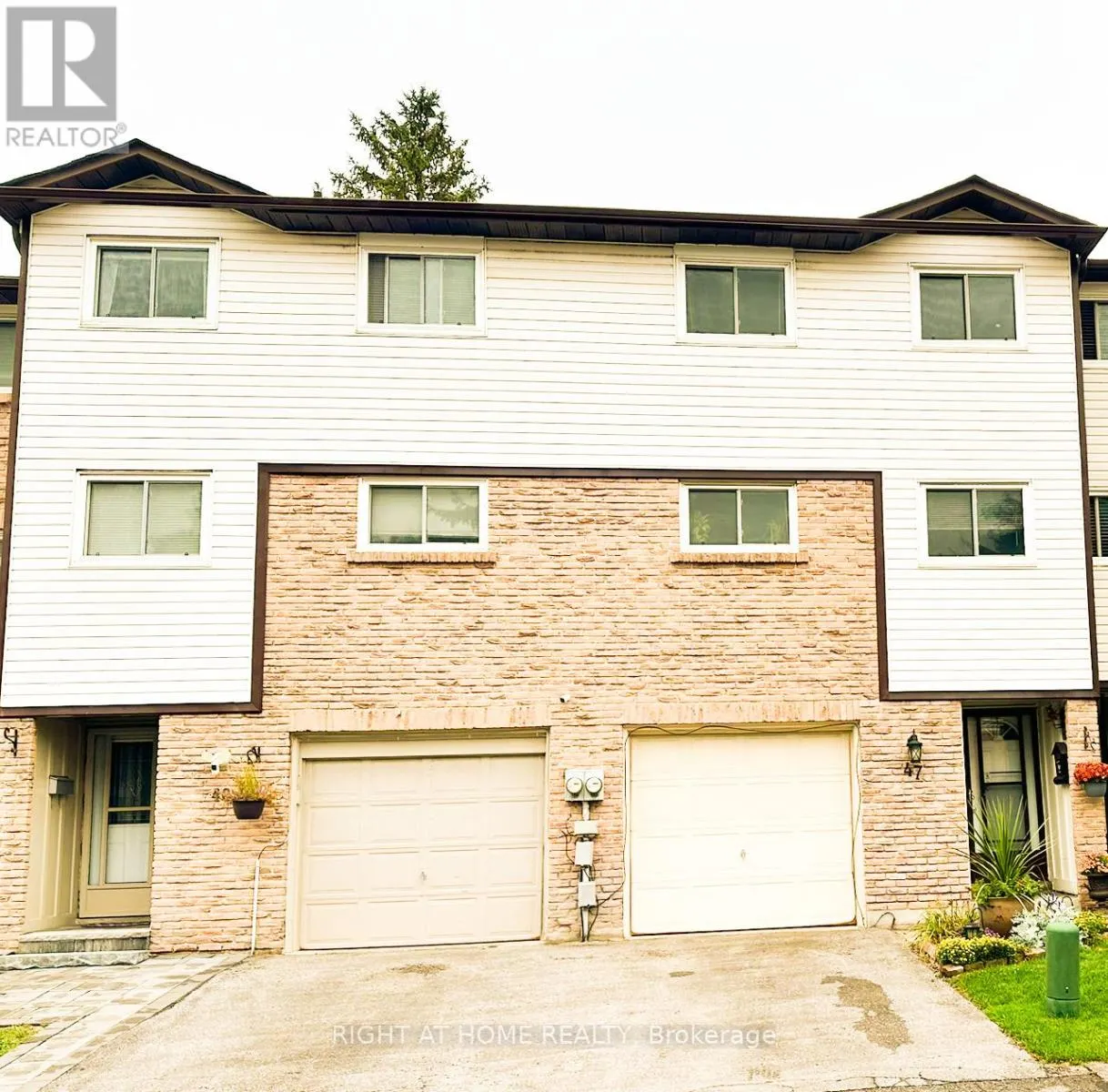 47 - 1330 TROWBRIDGE DRIVE, #47