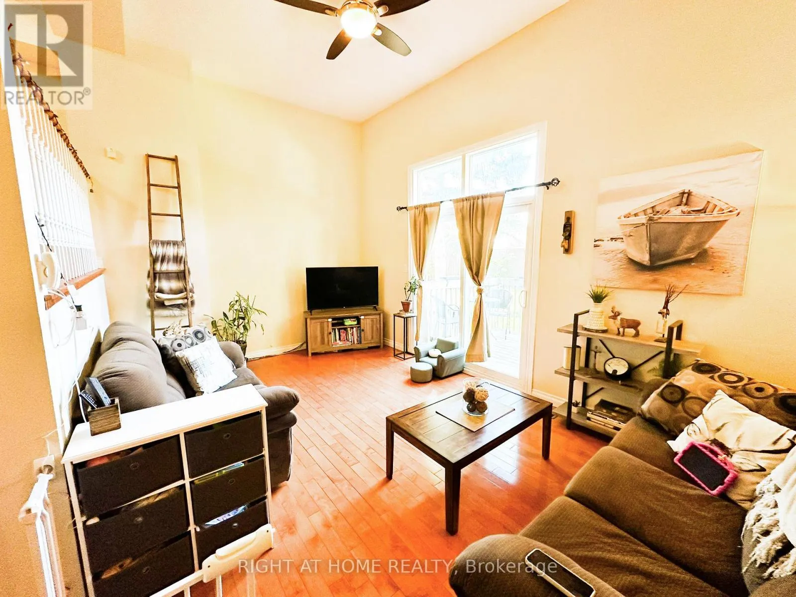 47 - 1330 TROWBRIDGE DRIVE, #47