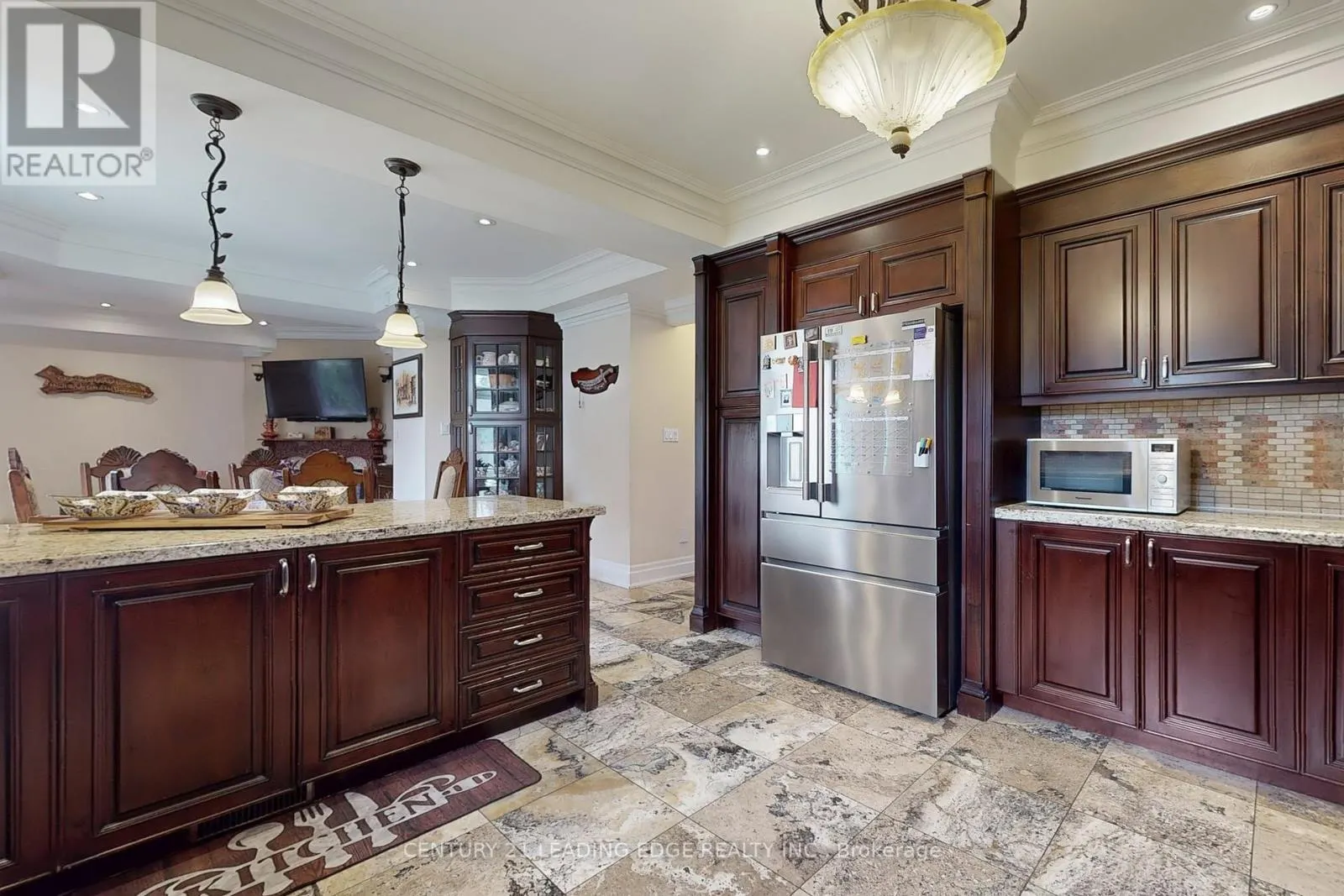 11 BELLVARE CRESCENT