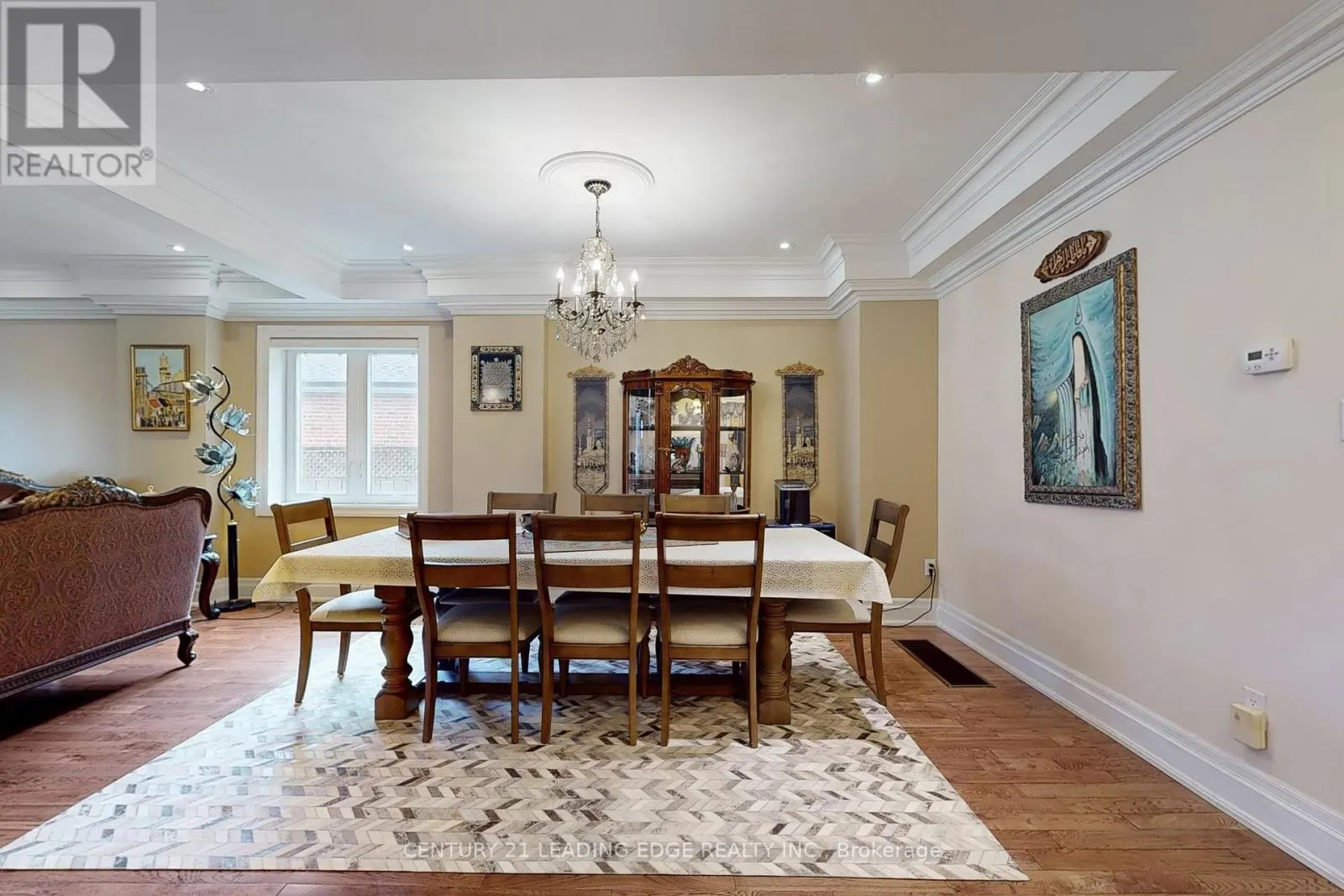 11 BELLVARE CRESCENT