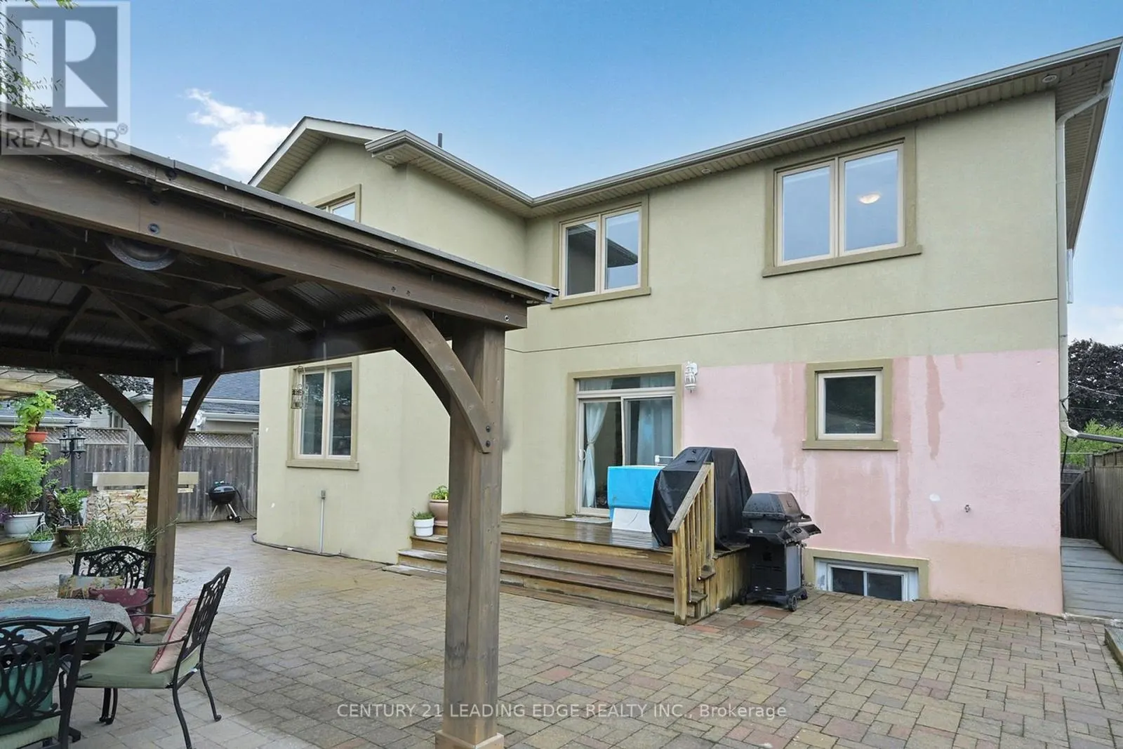 11 BELLVARE CRESCENT