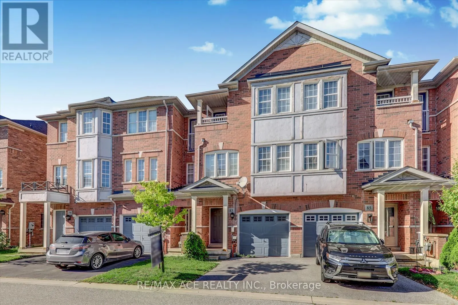 83 HUXTABLE LANE