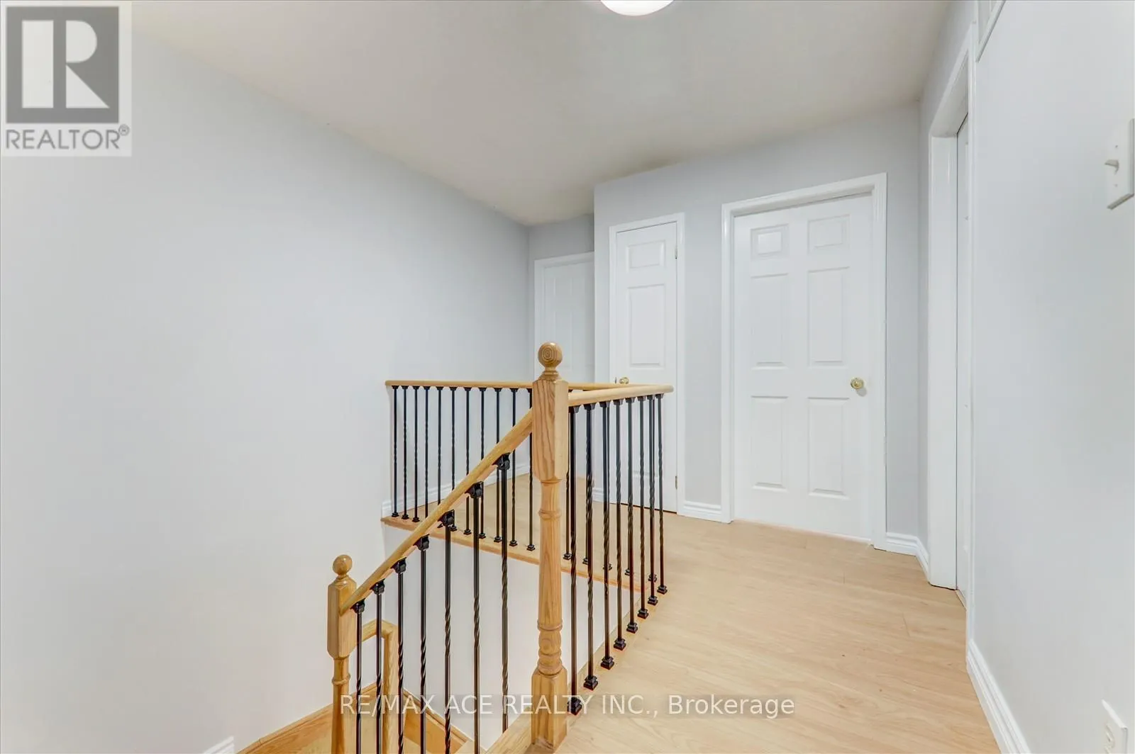 83 HUXTABLE LANE