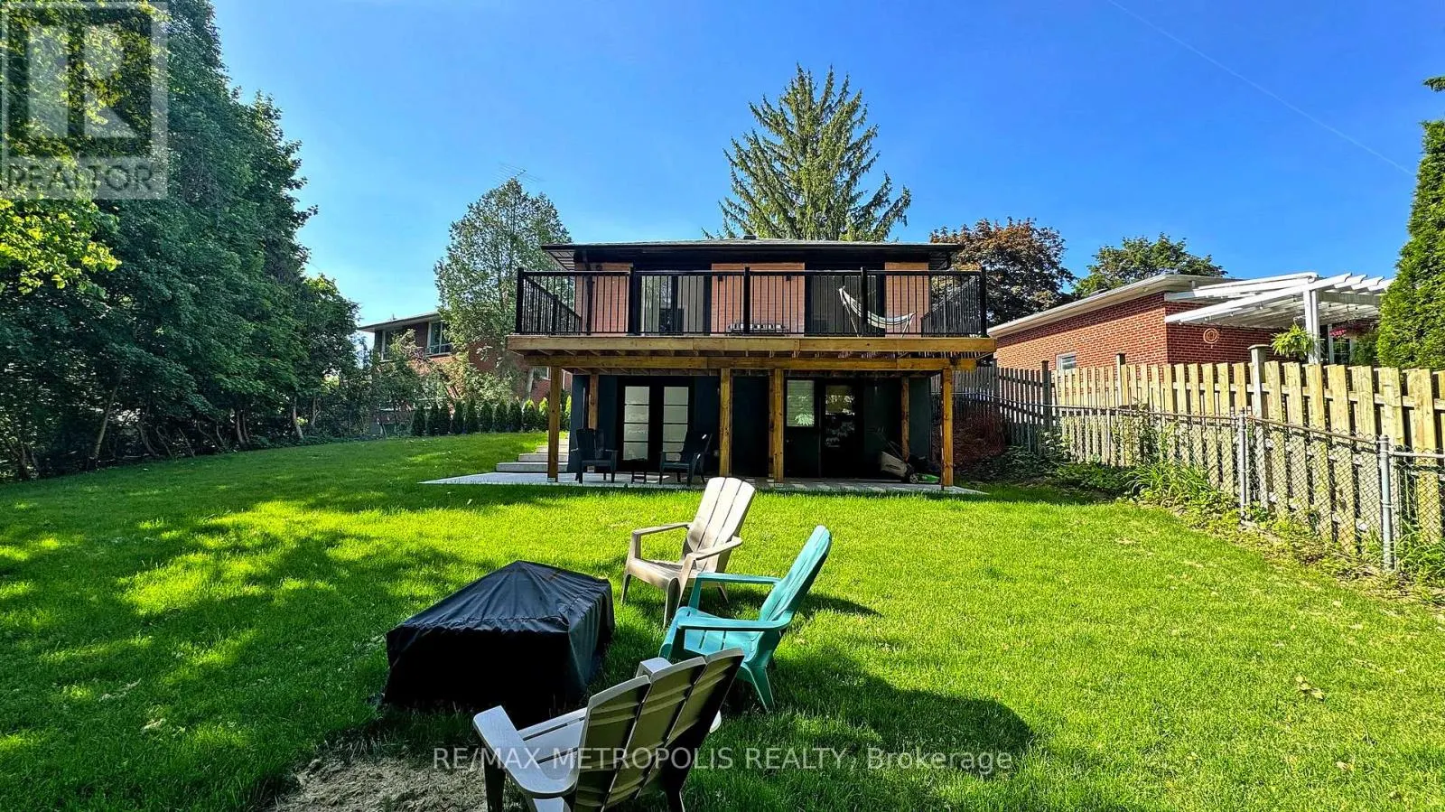 LOWER - 640 LANSDOWNE DRIVE