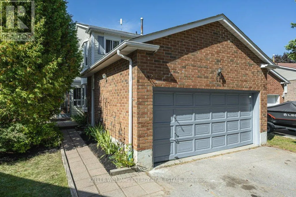 17 BARROW COURT