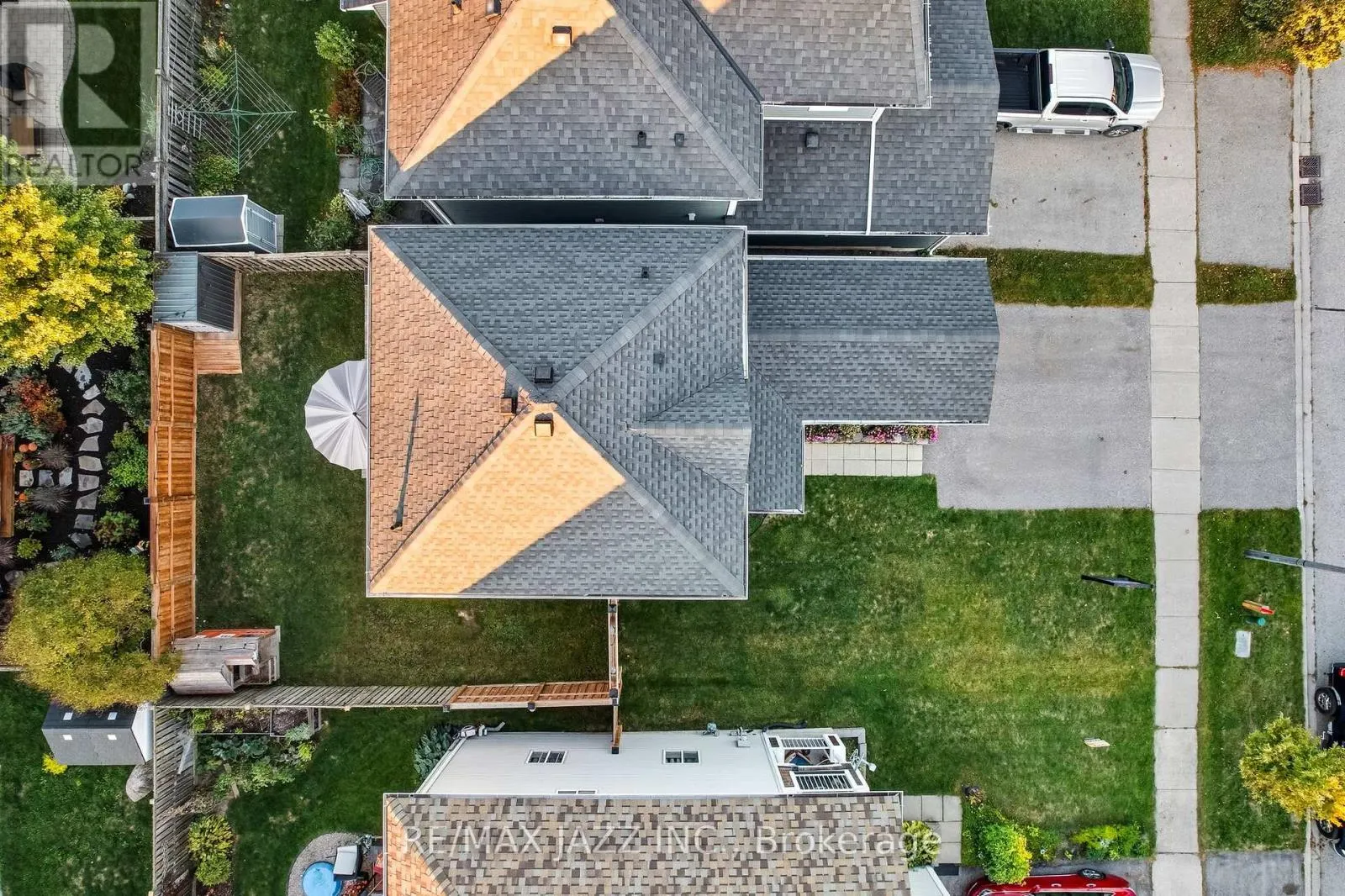 16 CARVETH CRESCENT