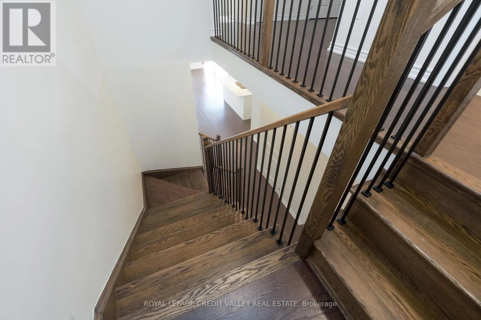 63 LAING DRIVE