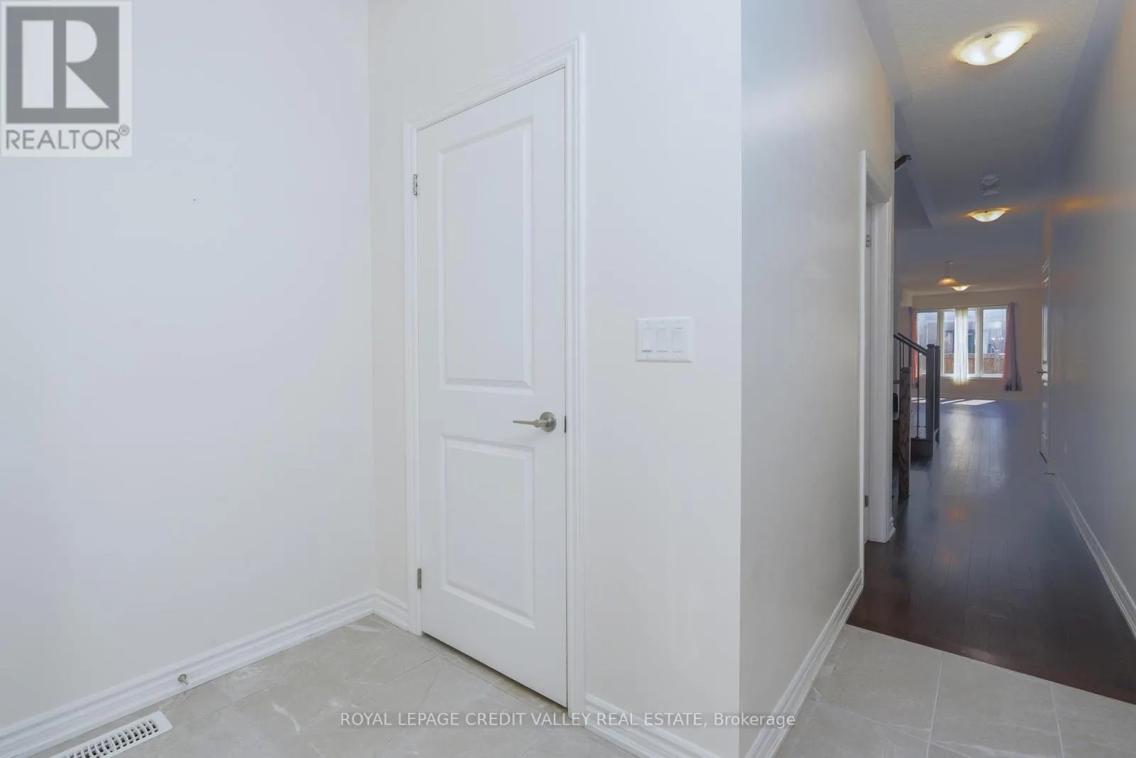 63 LAING DRIVE