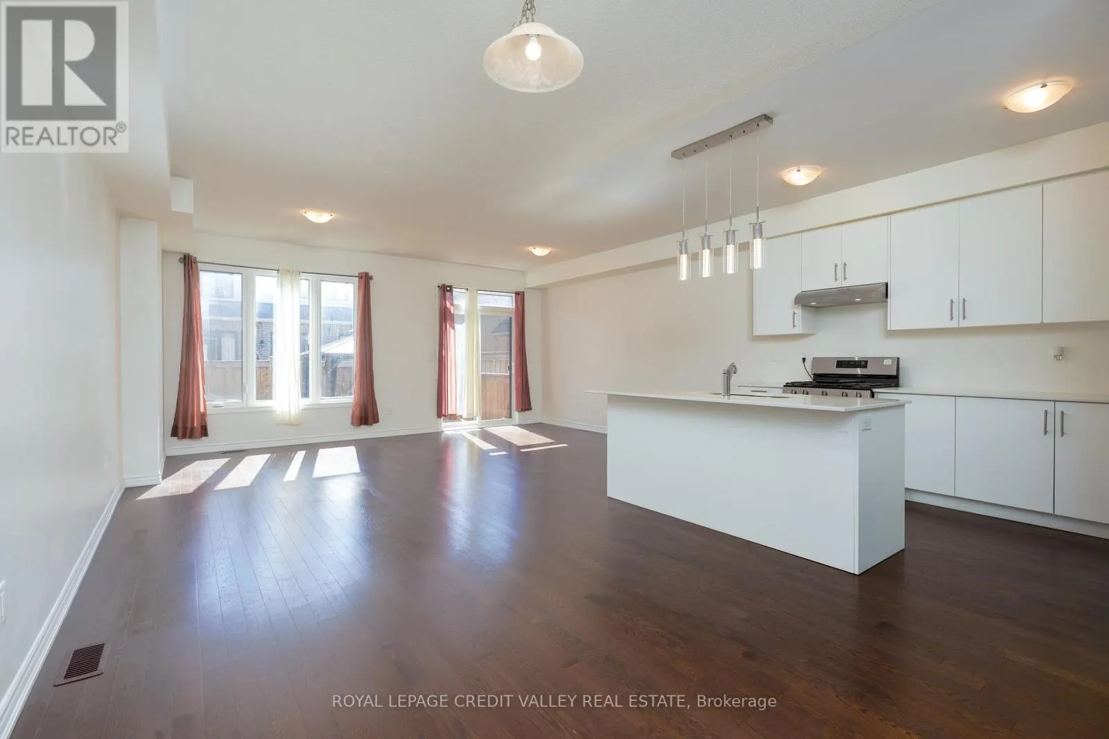 63 LAING DRIVE