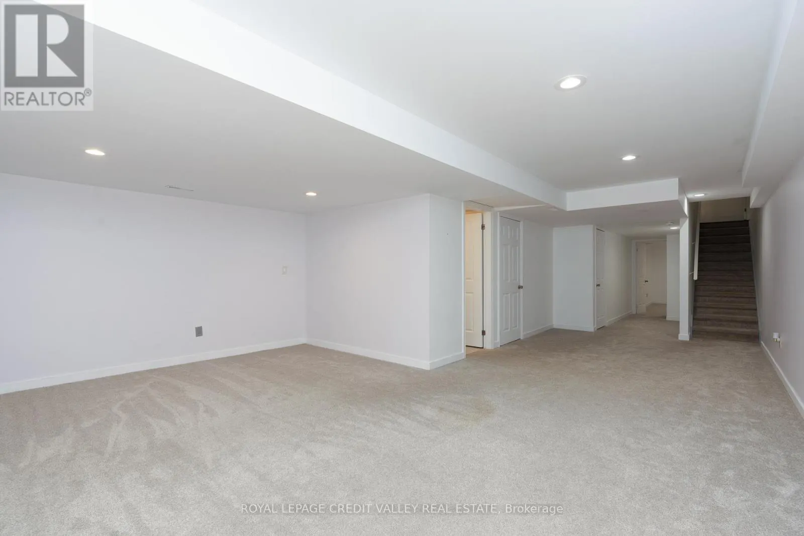 63 LAING DRIVE