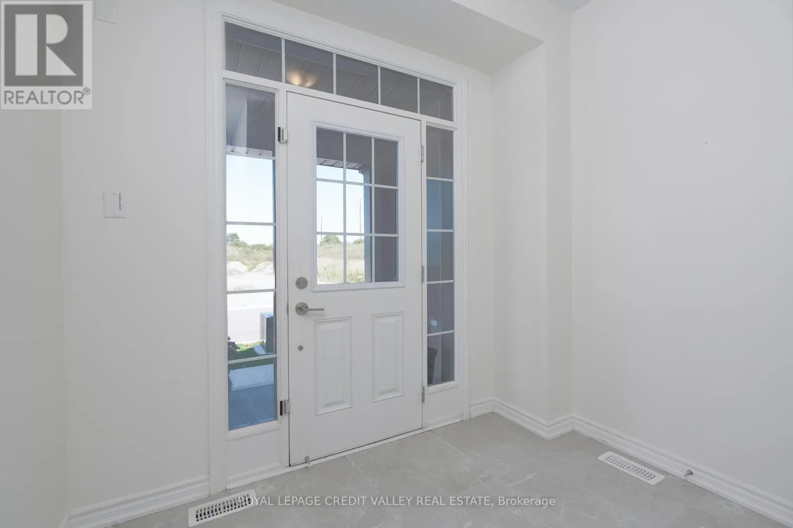 63 LAING DRIVE