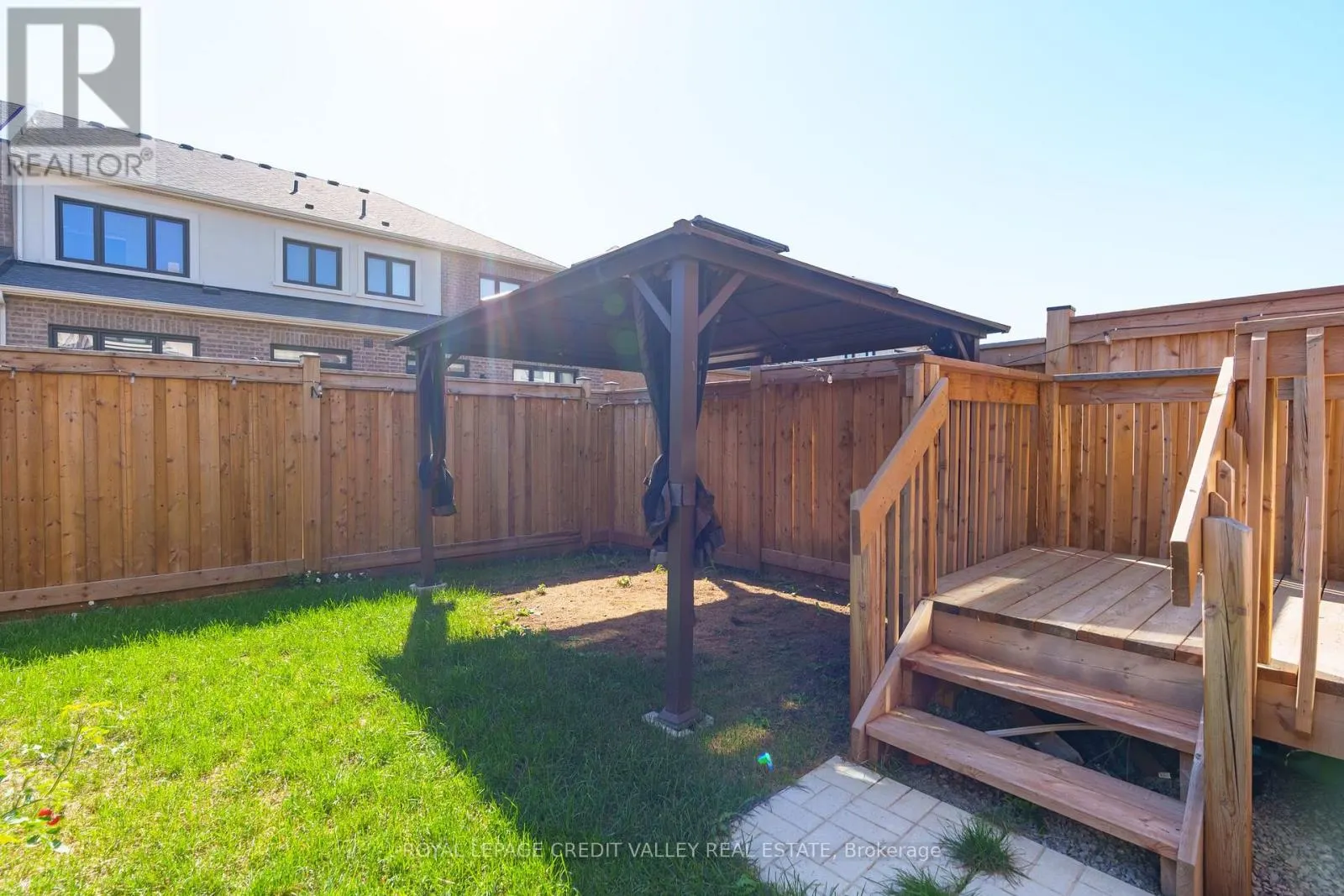 63 LAING DRIVE