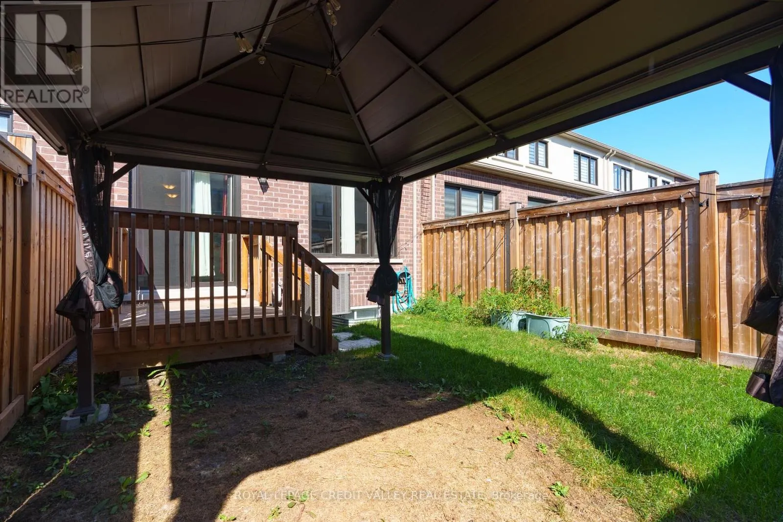 63 LAING DRIVE