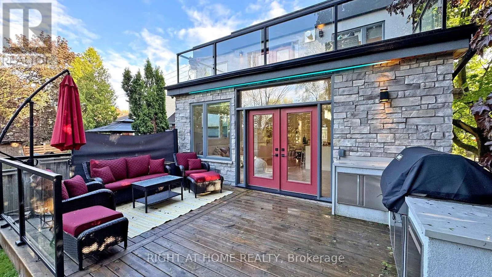 475 DONLANDS AVENUE