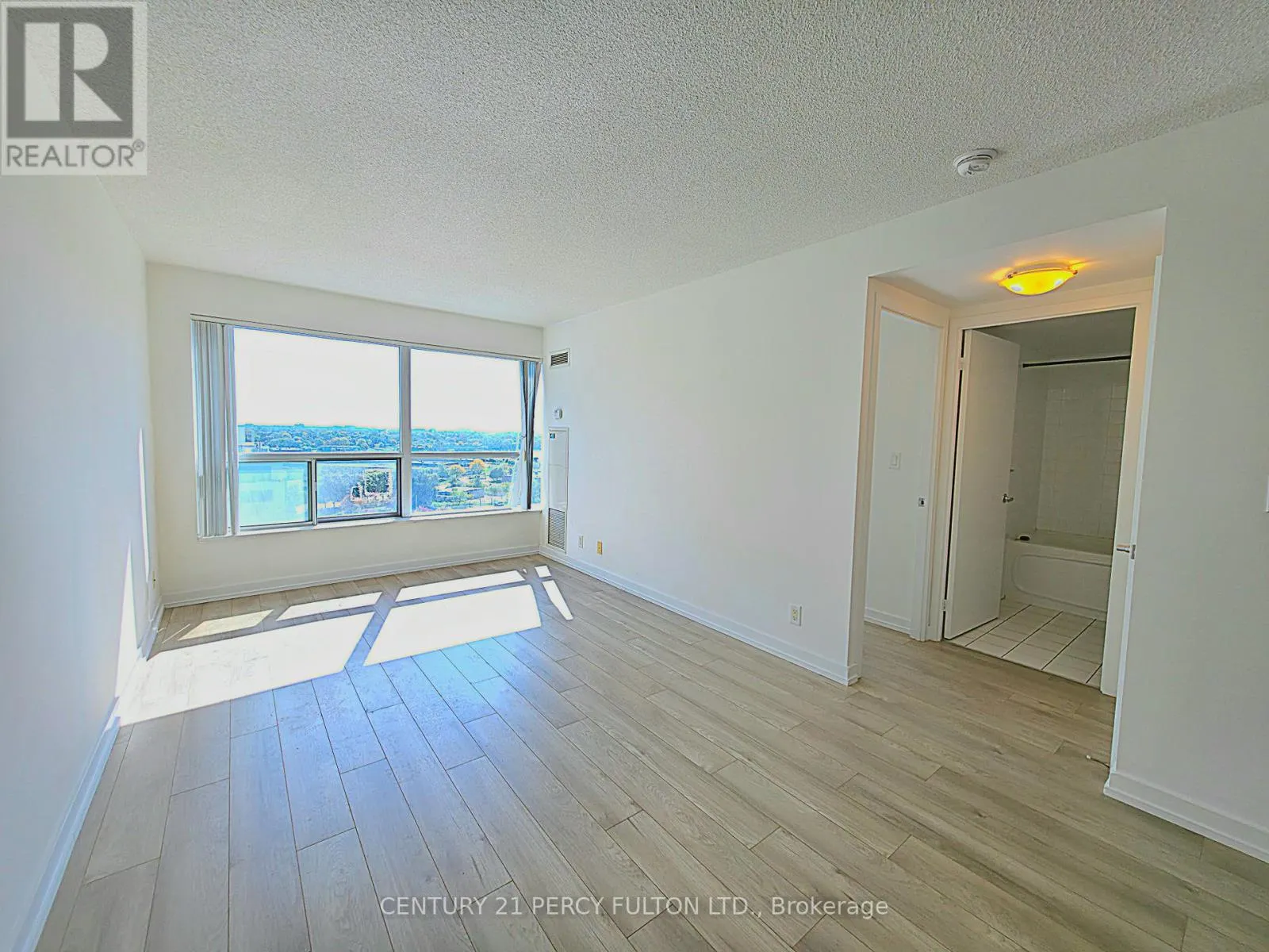1508 - 38 LEE CENTRE DRIVE