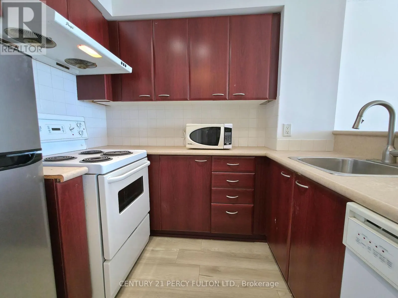 1508 - 38 LEE CENTRE DRIVE