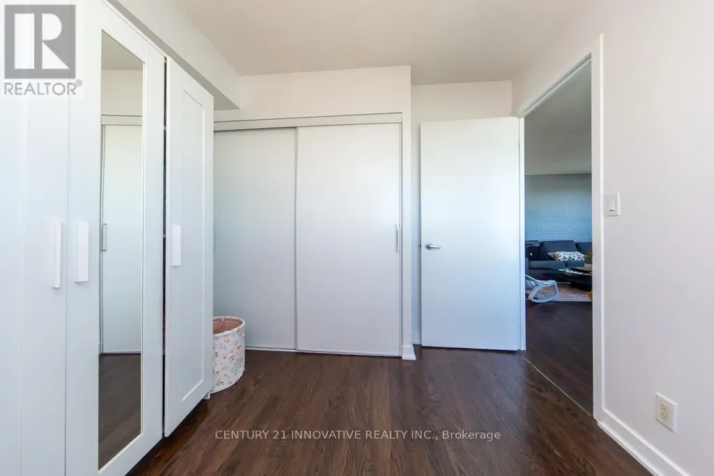 2303 - 38 LEE CENTRE DRIVE