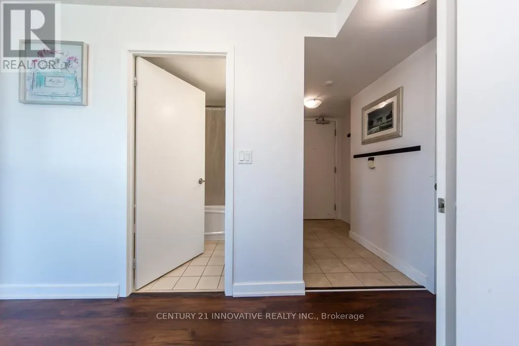 2303 - 38 LEE CENTRE DRIVE