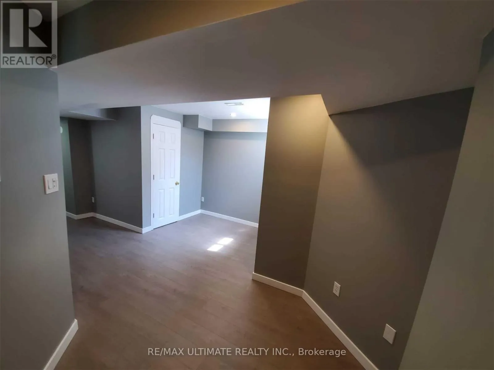 5 HEARTHSTONE CRESCENT