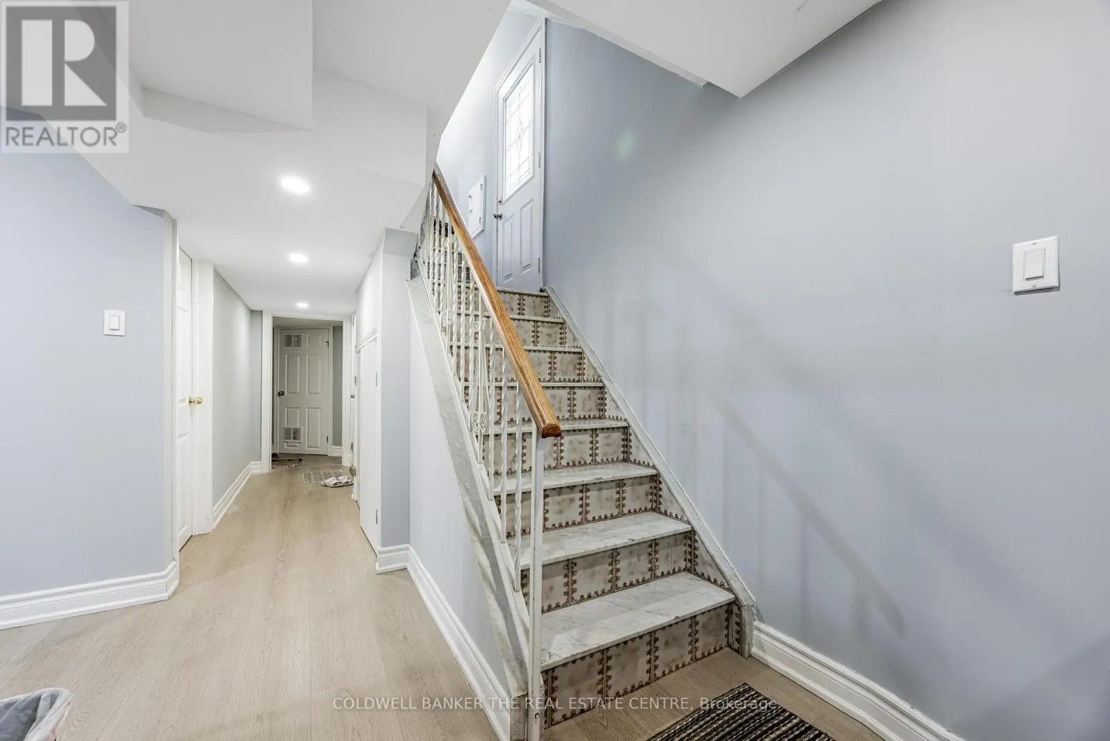 64 WINTER AVENUE