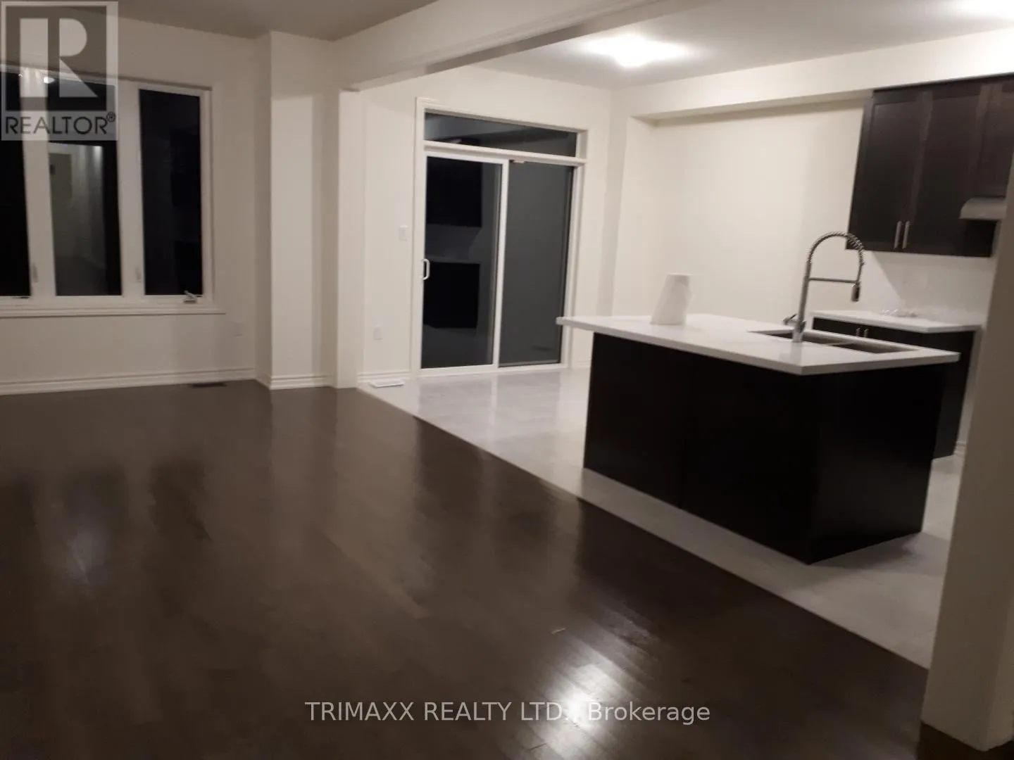 2080 COPPERMINE STREET