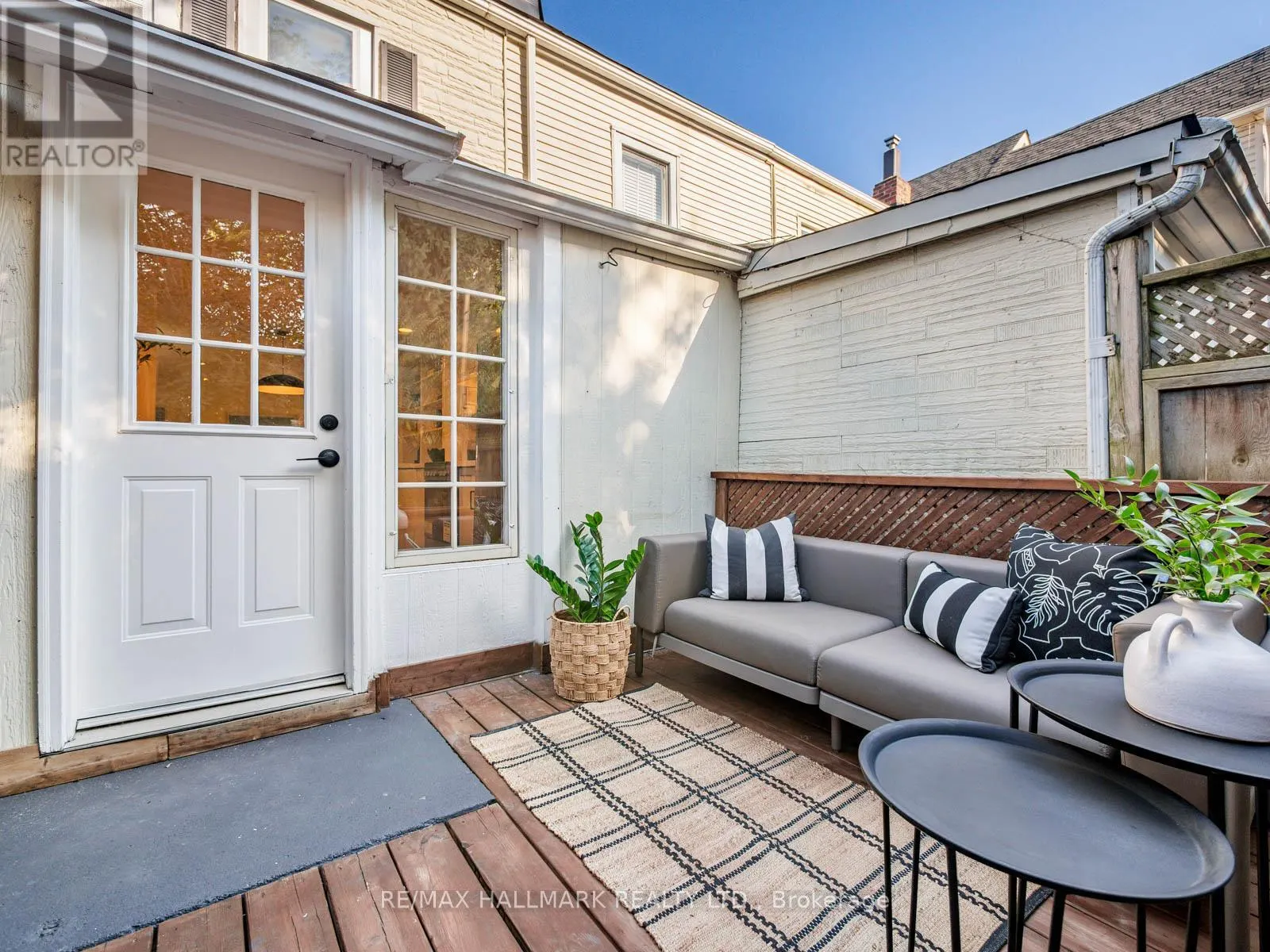 78 SEYMOUR AVENUE