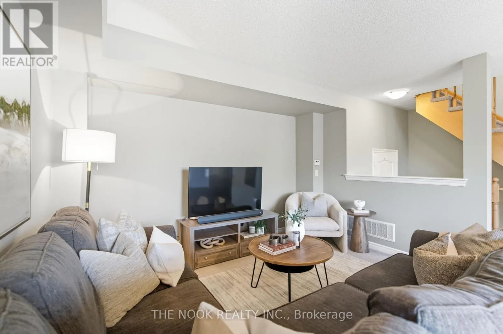 12 TABARET CRESCENT