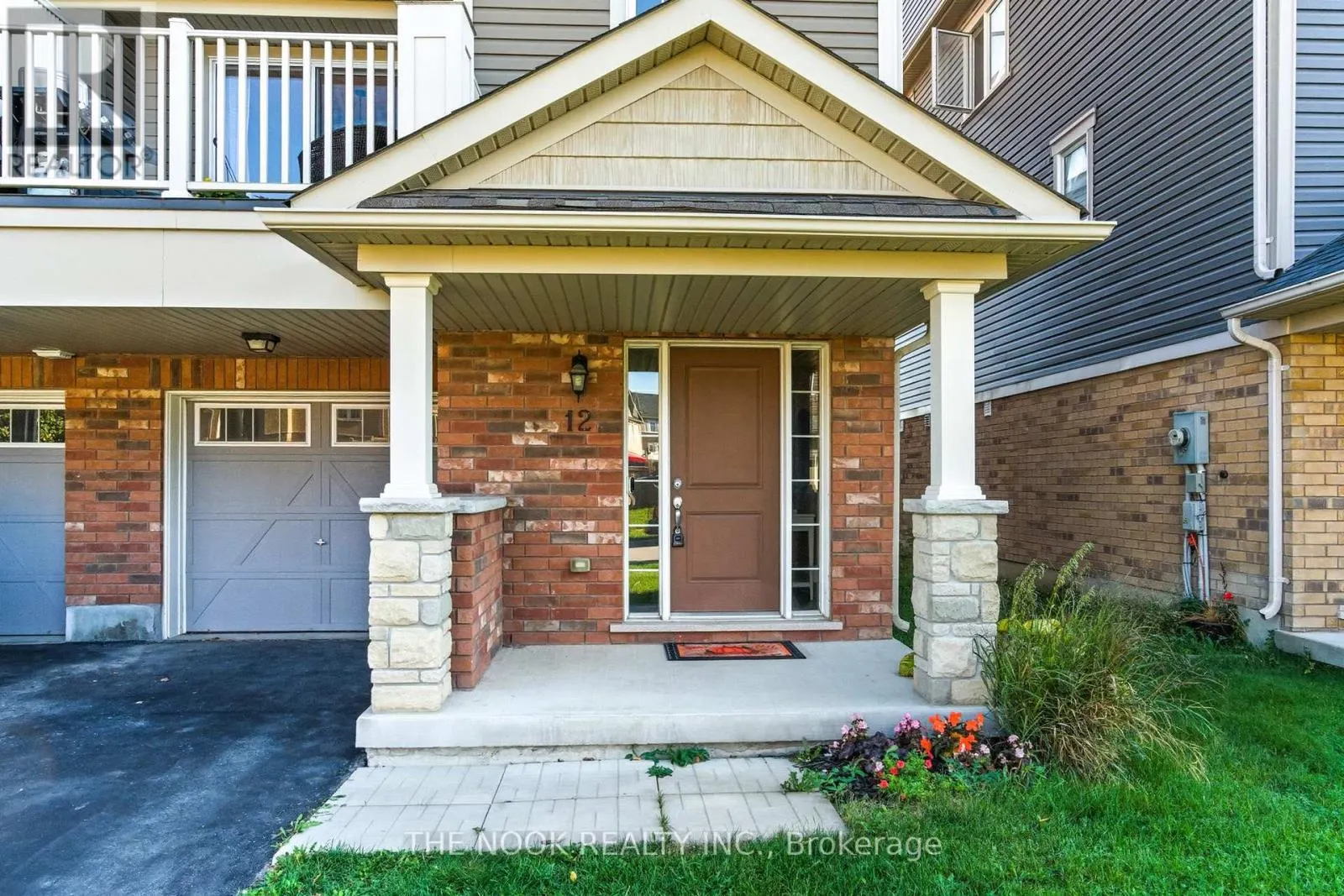 12 TABARET CRESCENT