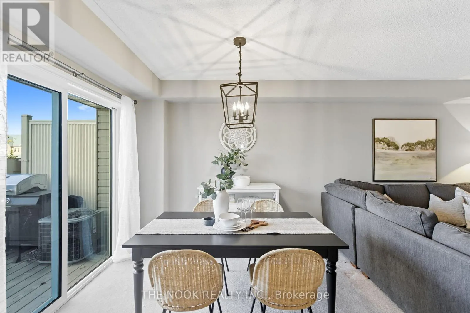 12 TABARET CRESCENT