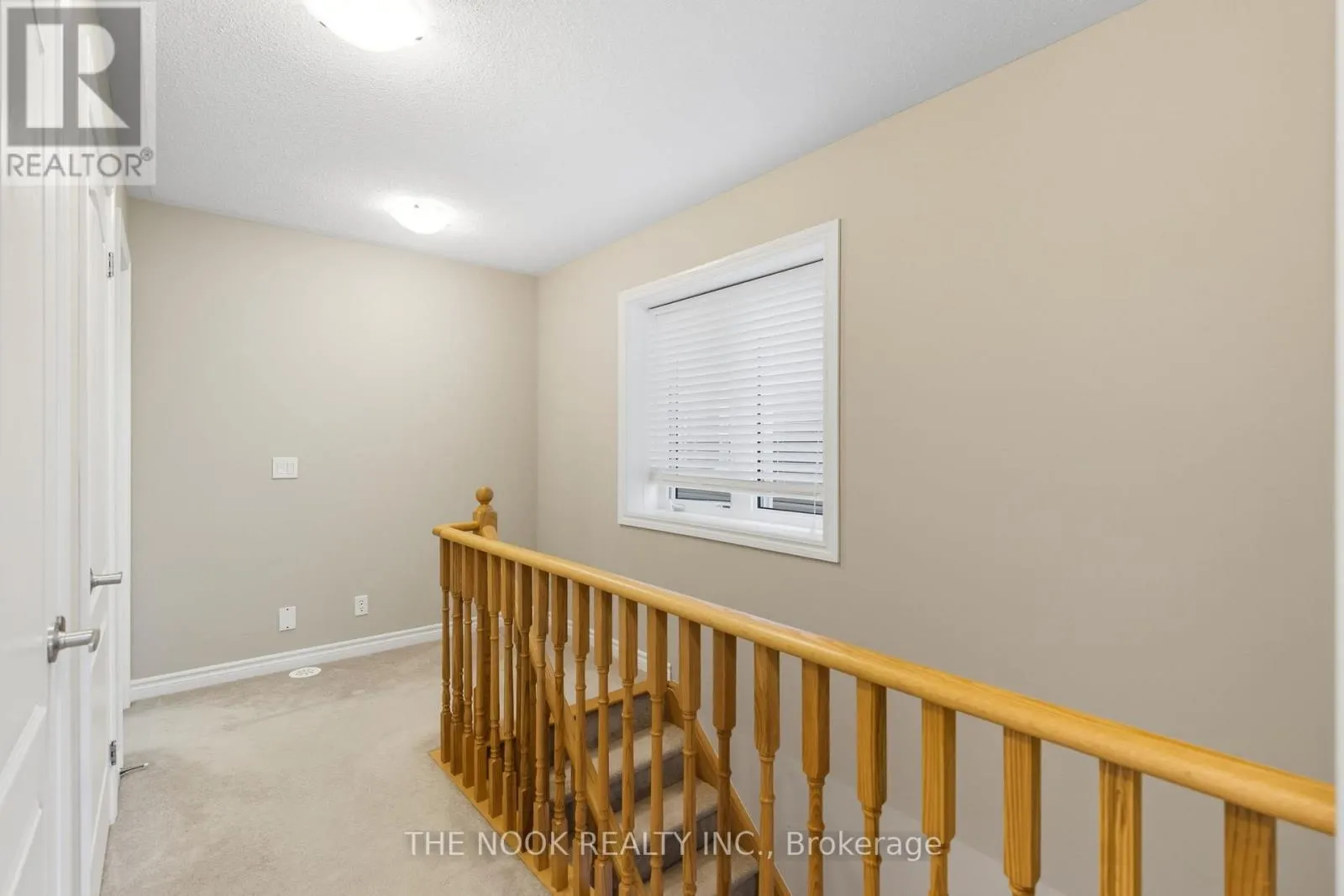 12 TABARET CRESCENT