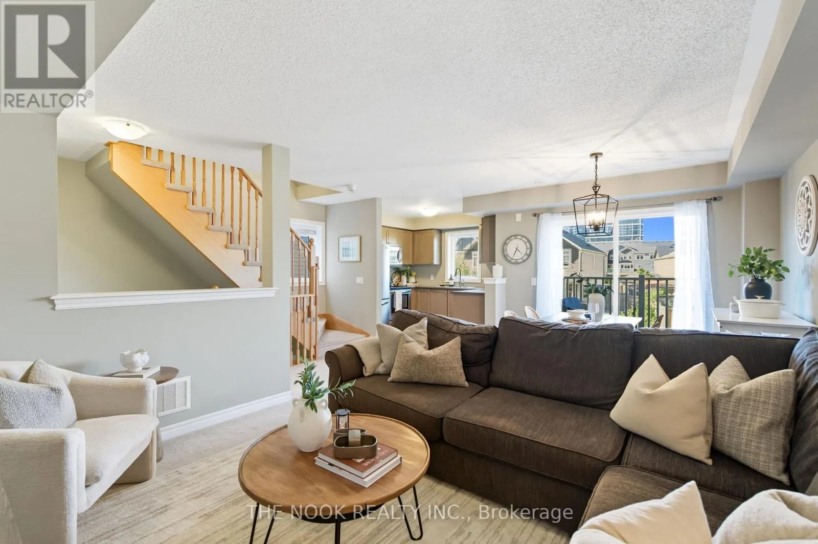 12 TABARET CRESCENT