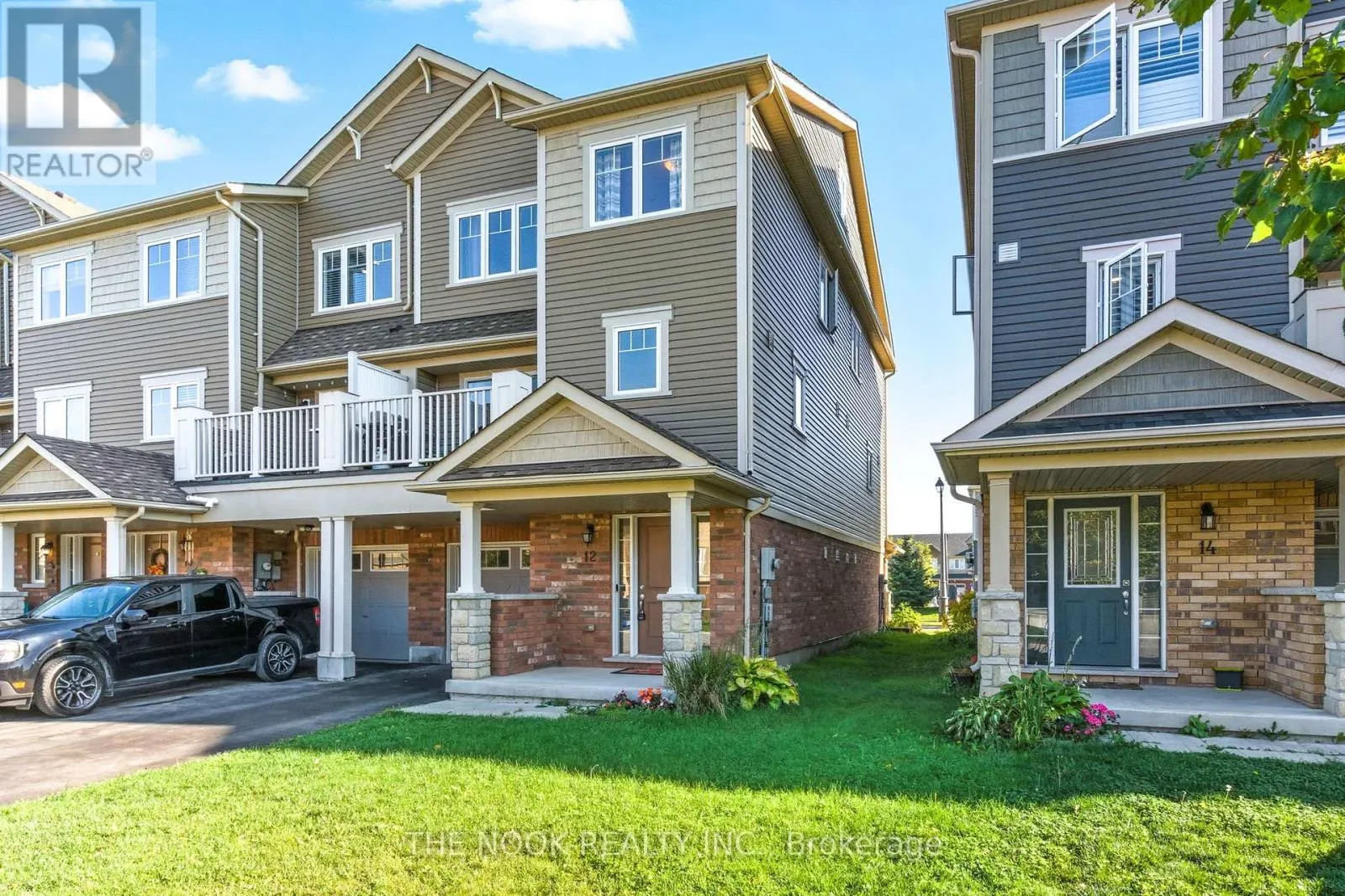12 TABARET CRESCENT