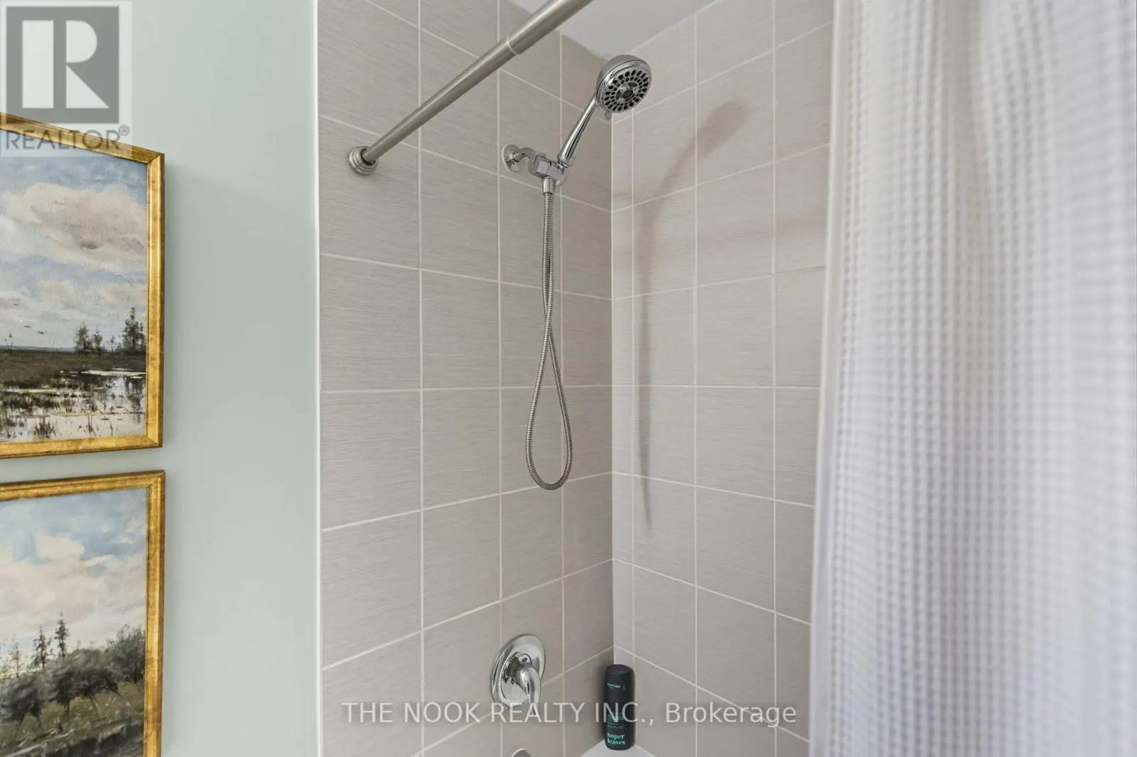 12 TABARET CRESCENT