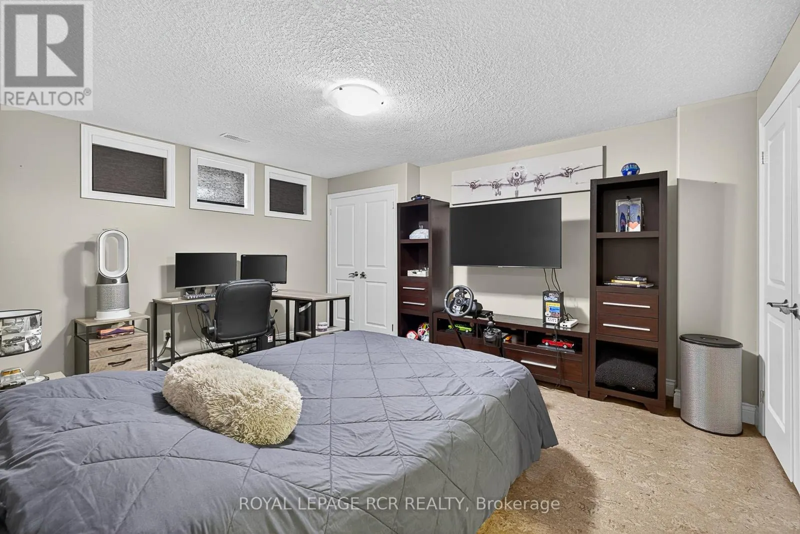 21 CORVINELLI DRIVE