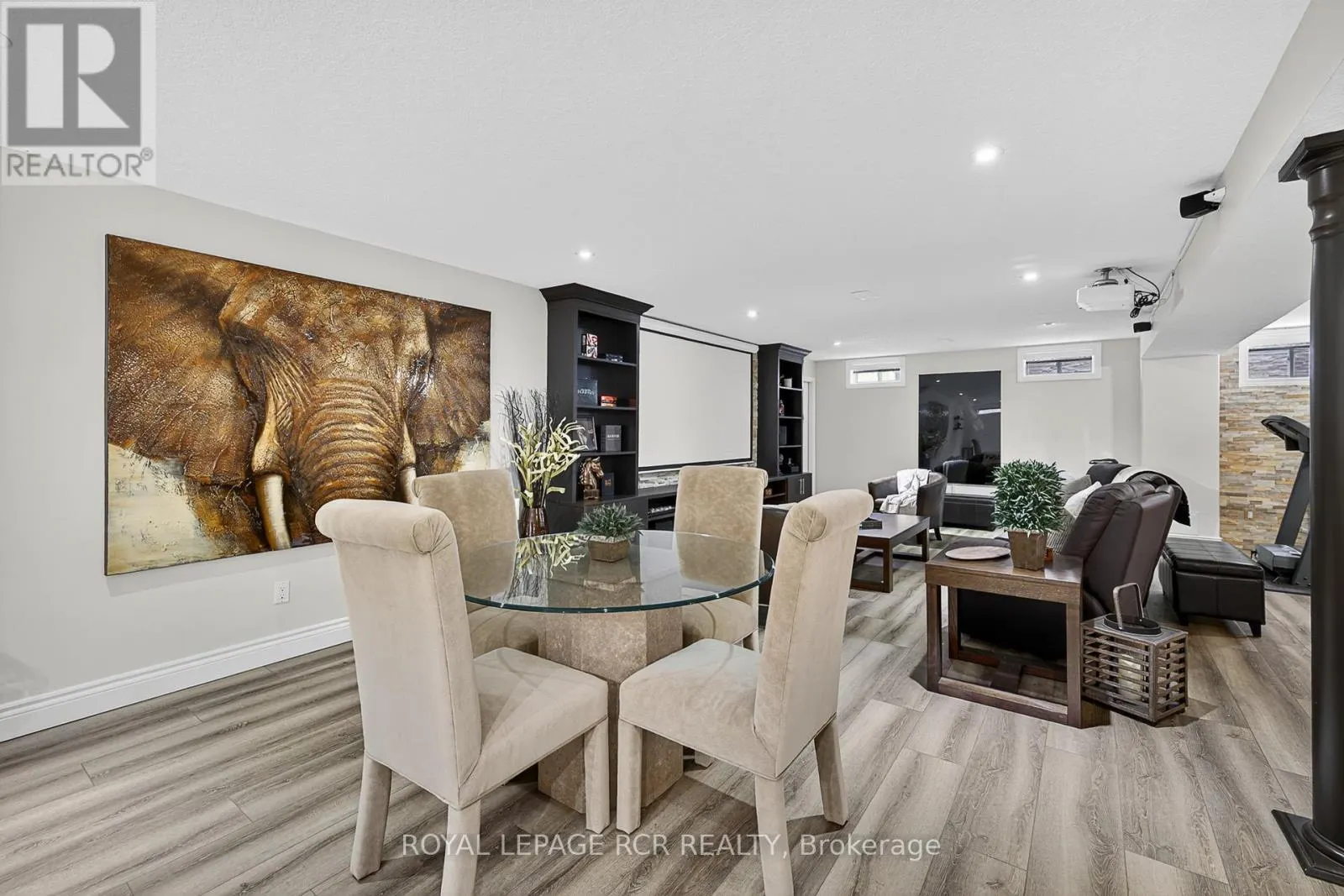 21 CORVINELLI DRIVE