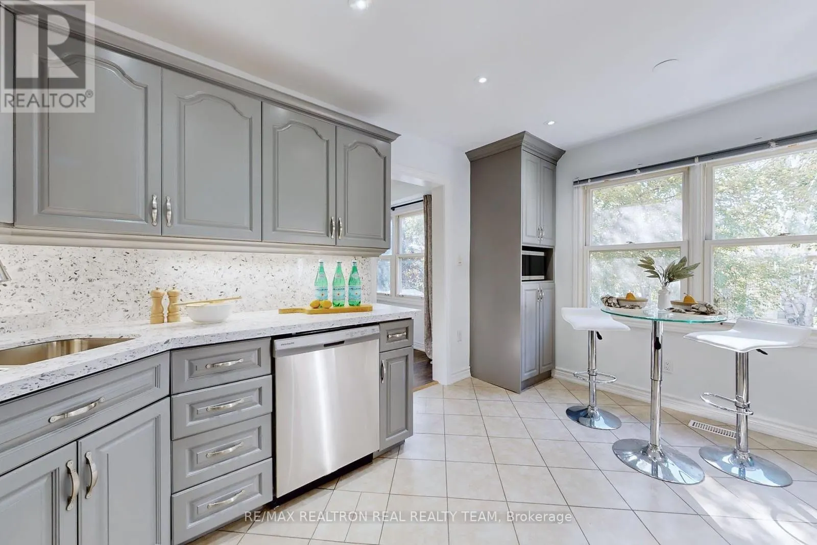 345 REGAL BRIAR STREET