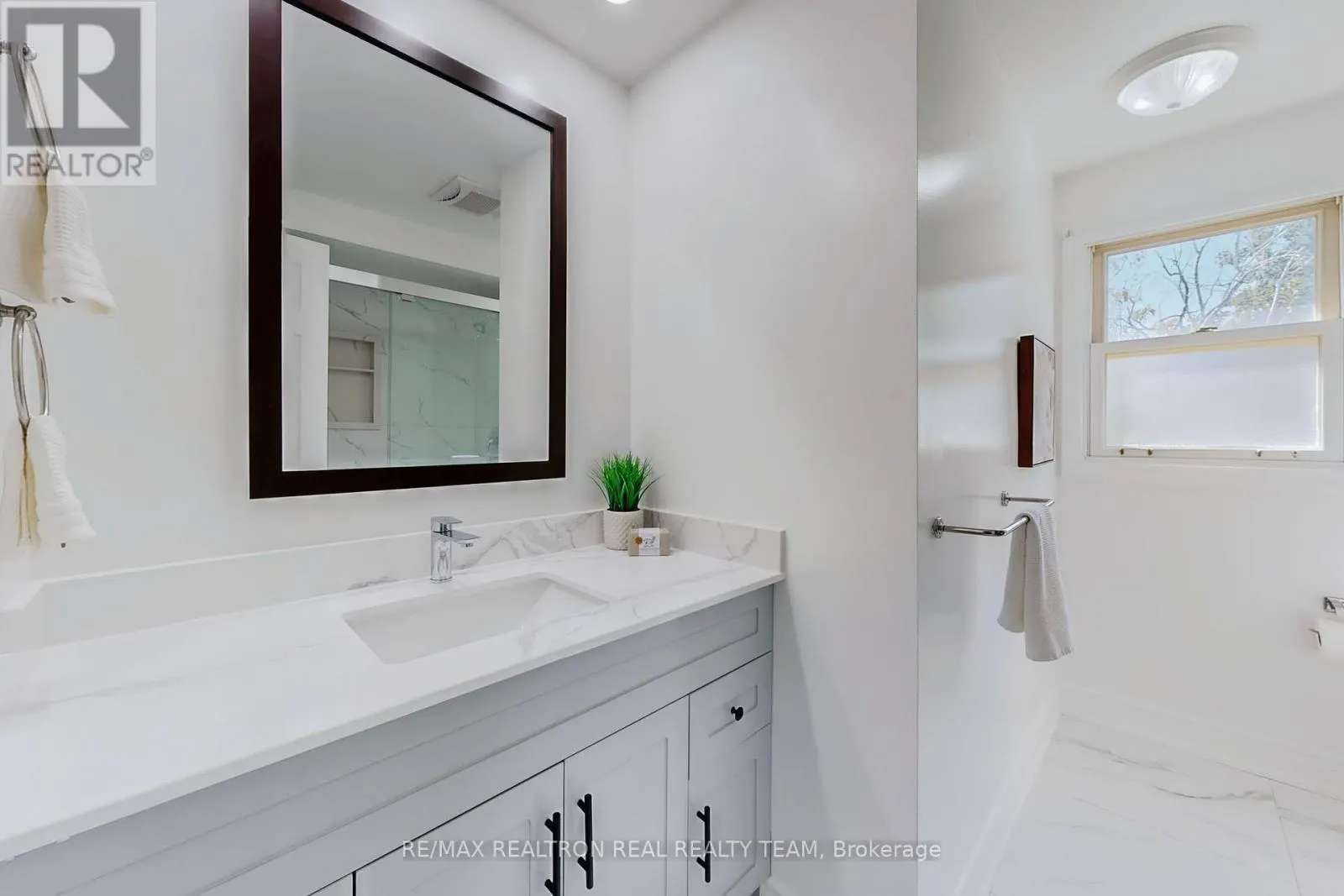 345 REGAL BRIAR STREET