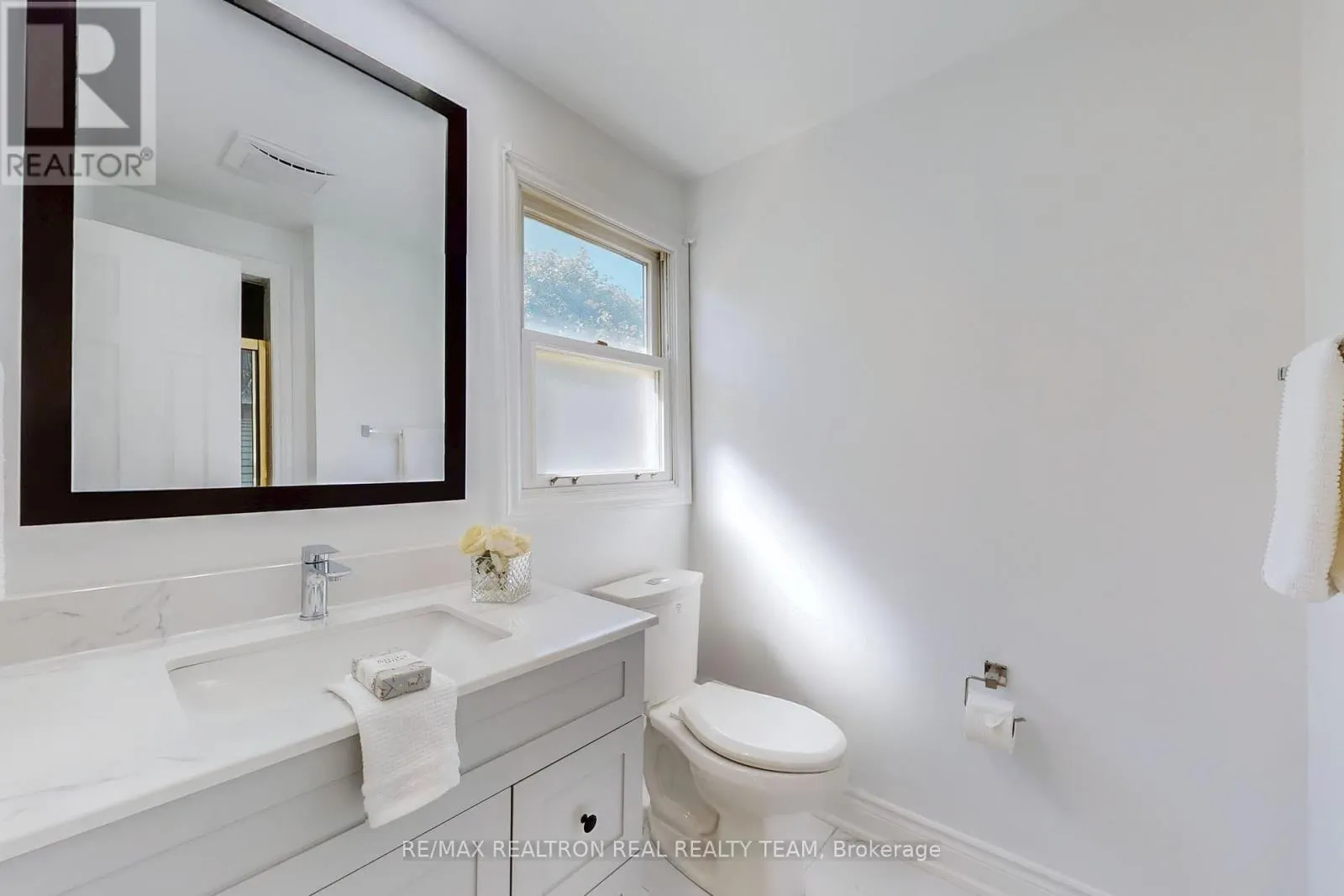 345 REGAL BRIAR STREET