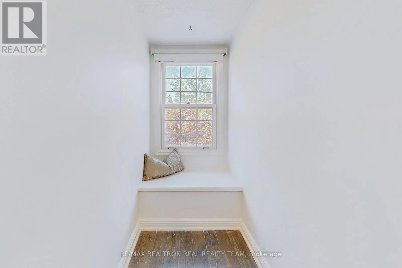 345 REGAL BRIAR STREET