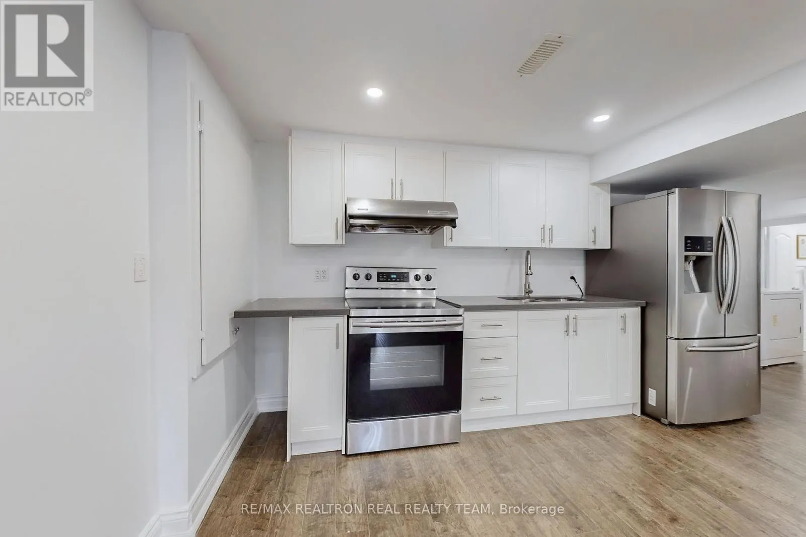 345 REGAL BRIAR STREET
