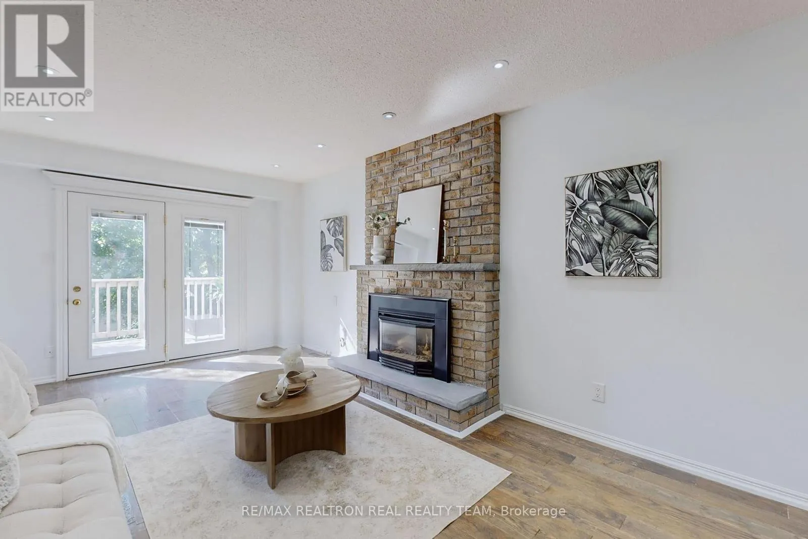 345 REGAL BRIAR STREET