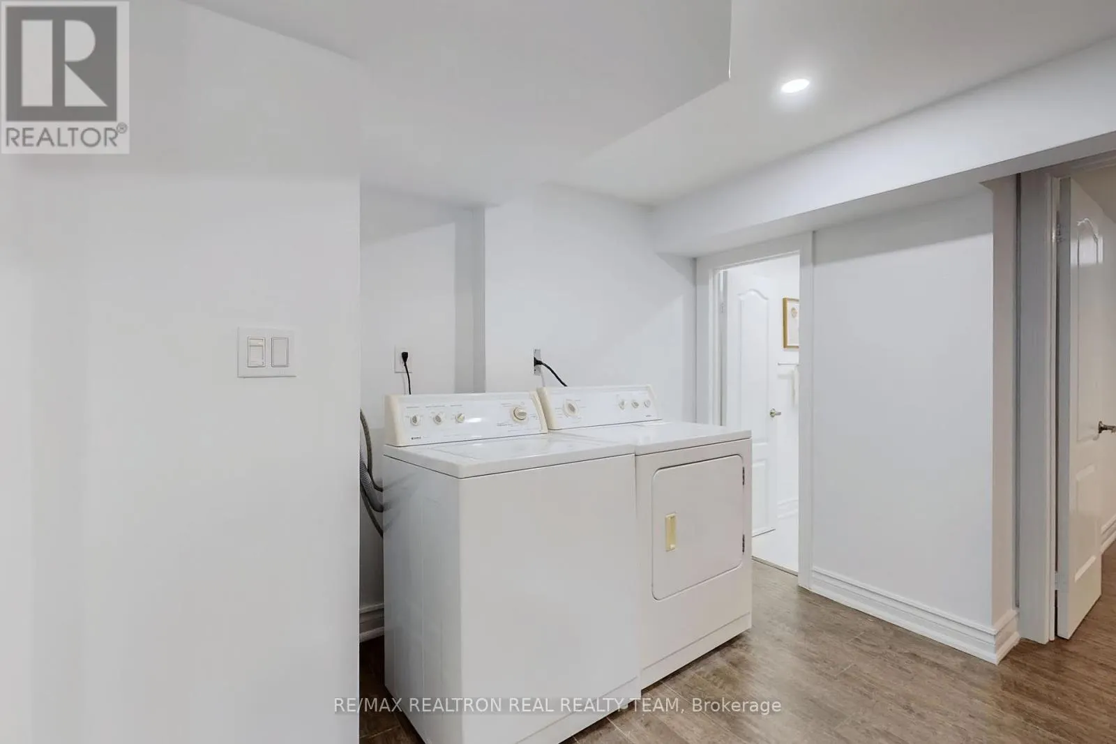 345 REGAL BRIAR STREET