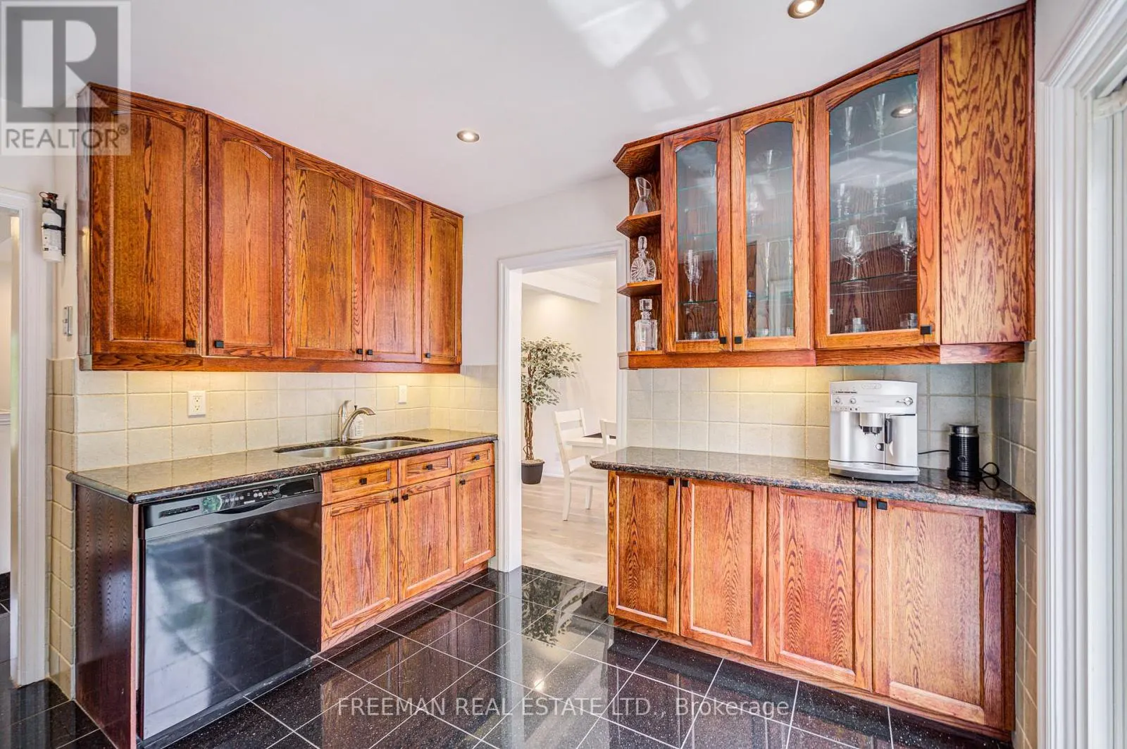 21 MARTINDALE ROAD