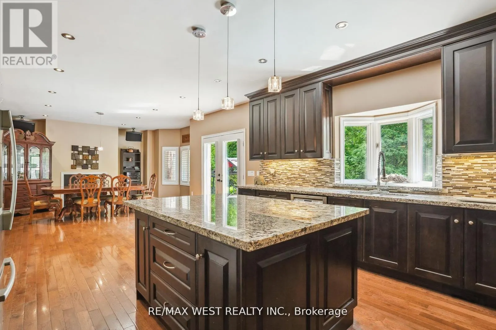 81 WOODVIEW DRIVE