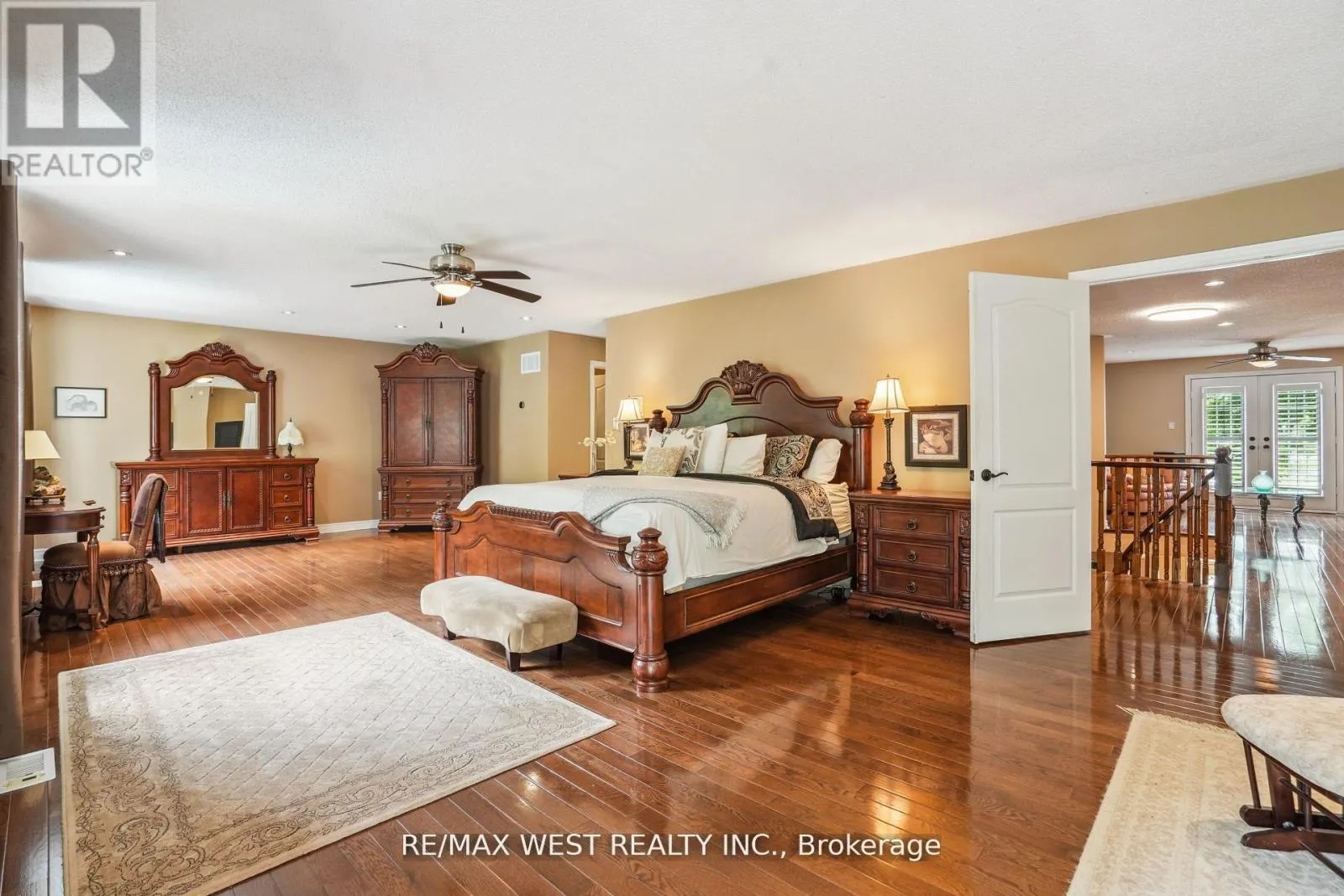 81 WOODVIEW DRIVE