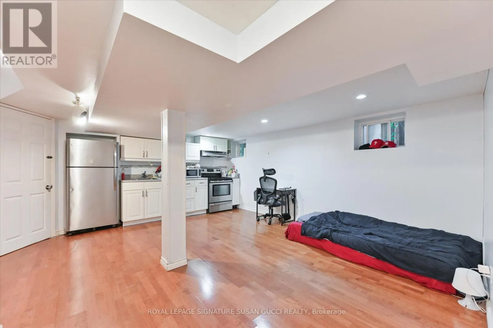 90 MEIGHEN AVENUE