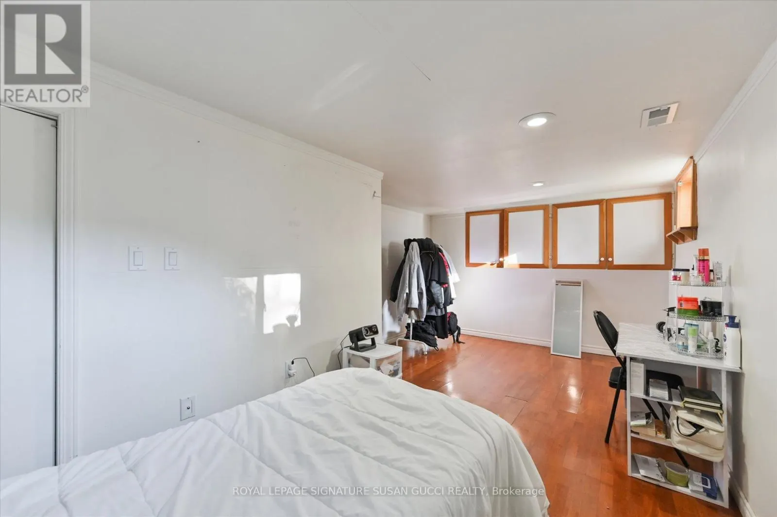 90 MEIGHEN AVENUE
