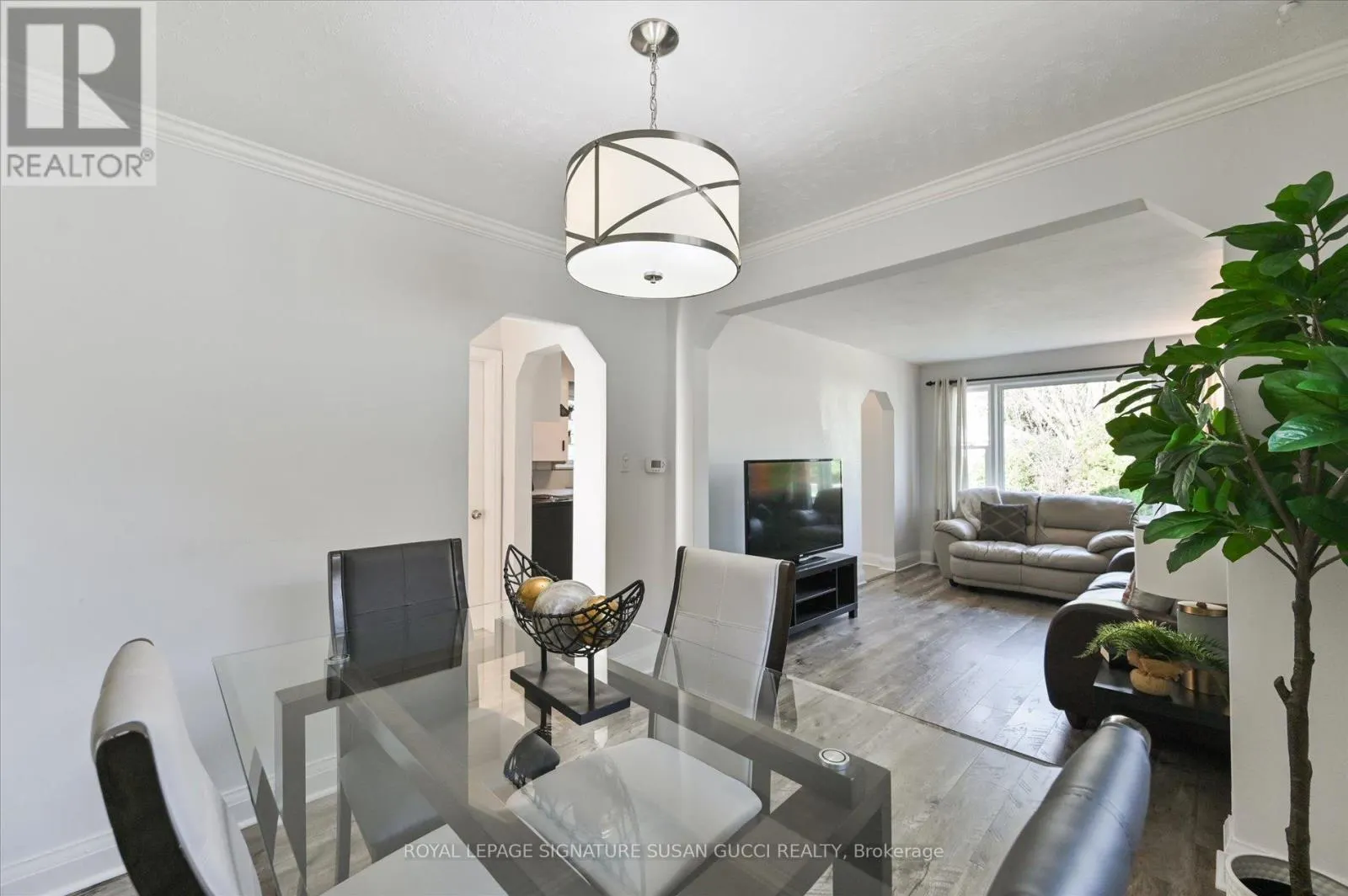 90 MEIGHEN AVENUE