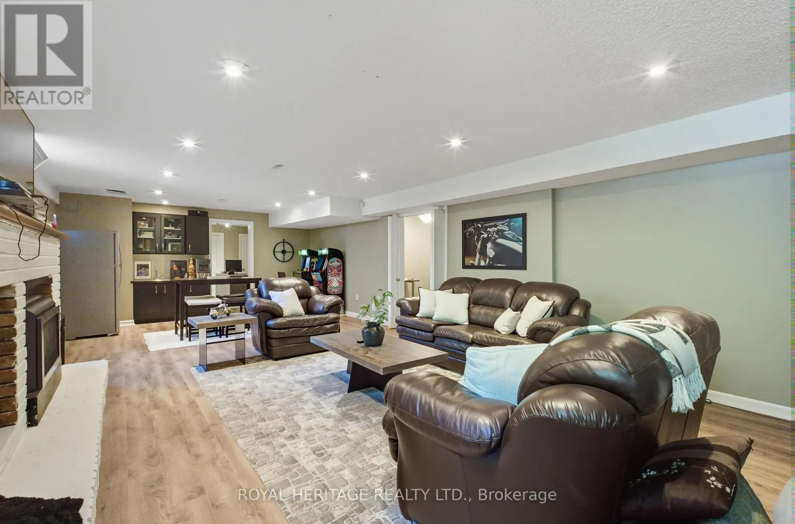 1014 TIFFANY CIRCLE